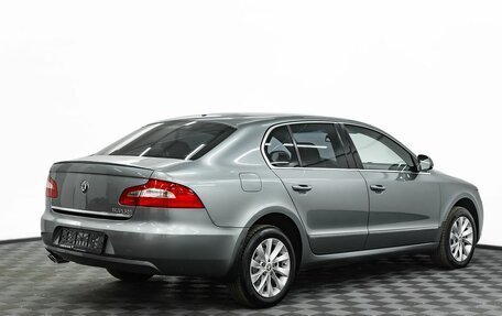 Skoda Superb III рестайлинг, 2013 год, 1 055 000 рублей, 6 фотография