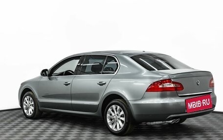 Skoda Superb III рестайлинг, 2013 год, 1 055 000 рублей, 4 фотография