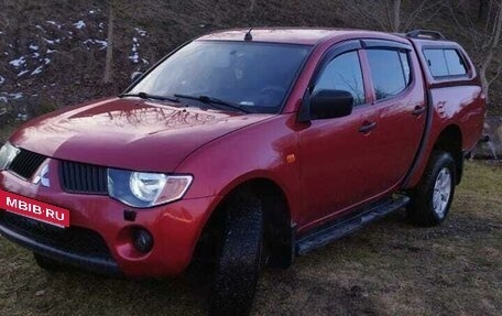 Mitsubishi L200 IV рестайлинг, 2008 год, 1 000 000 рублей, 4 фотография