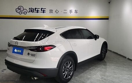 Mazda CX-4, 2022 год, 2 450 000 рублей, 2 фотография