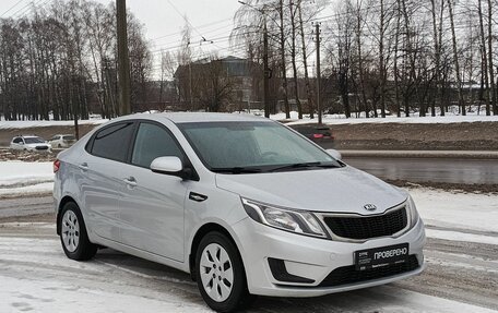 KIA Rio III рестайлинг, 2014 год, 897 500 рублей, 3 фотография