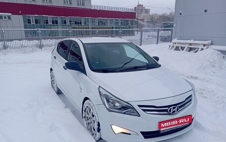 Hyundai Solaris II рестайлинг, 2015 год, 1 200 000 рублей, 3 фотография