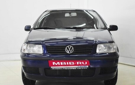 Volkswagen Polo III рестайлинг, 2000 год, 275 000 рублей, 2 фотография