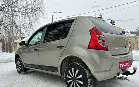 Renault Sandero I, 2011 год, 575 000 рублей, 2 фотография