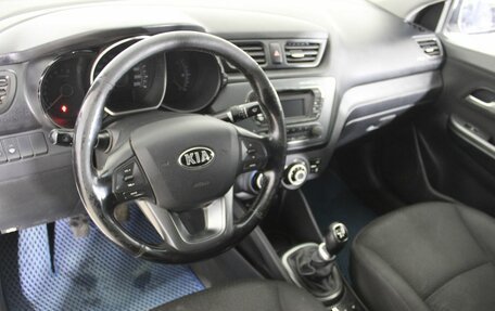 KIA Rio III рестайлинг, 2014 год, 780 000 рублей, 12 фотография