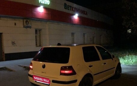 Volkswagen Golf IV, 2000 год, 470 000 рублей, 2 фотография