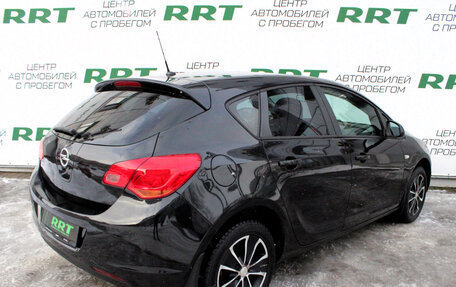 Opel Astra J, 2011 год, 879 000 рублей, 3 фотография