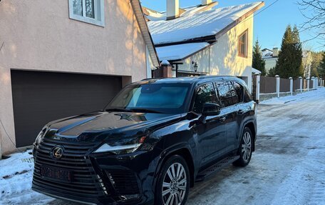 Lexus LX, 2023 год, 39 200 000 рублей, 2 фотография