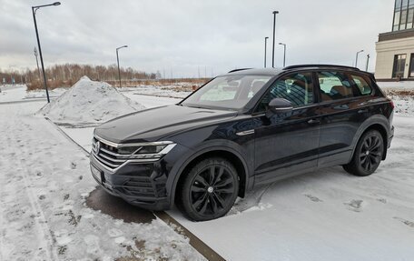 Volkswagen Touareg III, 2018 год, 5 350 000 рублей, 4 фотография