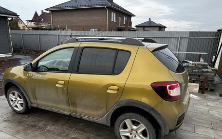 Renault Sandero II рестайлинг, 2015 год, 990 000 рублей, 14 фотография