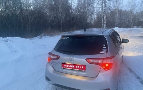 Toyota Vitz, 2018 год, 1 200 000 рублей, 2 фотография