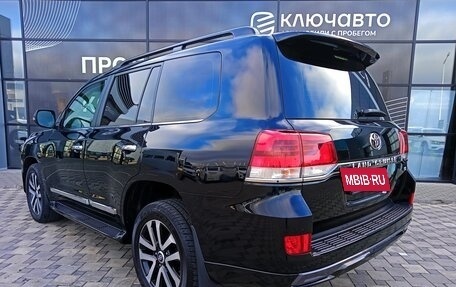 Toyota Land Cruiser 200, 2020 год, 9 900 000 рублей, 4 фотография