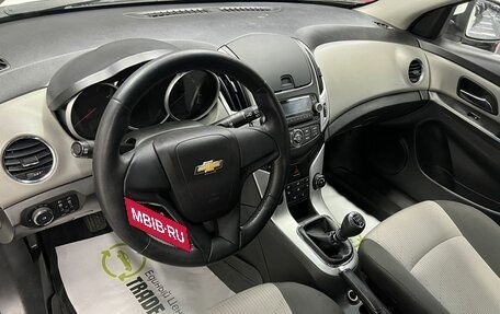 Chevrolet Cruze II, 2014 год, 895 000 рублей, 9 фотография