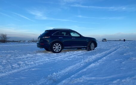 Infiniti FX I, 2007 год, 1 070 000 рублей, 15 фотография