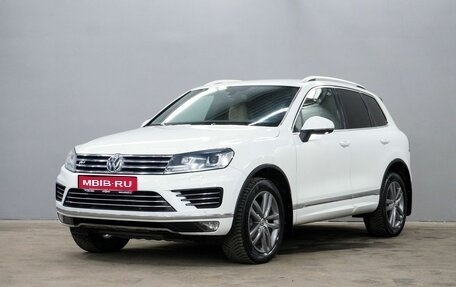 Volkswagen Touareg III, 2016 год, 3 360 000 рублей, 1 фотография