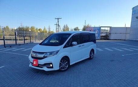 Honda Stepwgn IV, 2015 год, 2 100 000 рублей, 1 фотография