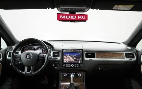 Volkswagen Touareg III, 2016 год, 3 360 000 рублей, 11 фотография