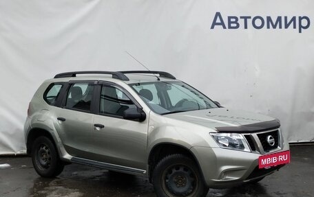 Nissan Terrano III, 2015 год, 1 090 000 рублей, 3 фотография