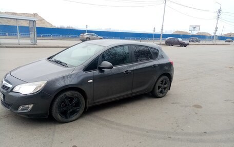 Opel Astra J, 2010 год, 700 000 рублей, 7 фотография