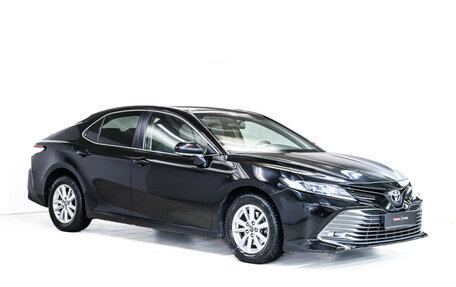 Toyota Camry, 2018 год, 2 731 000 рублей, 3 фотография