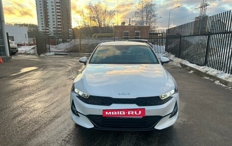 KIA K5, 2022 год, 3 349 000 рублей, 2 фотография