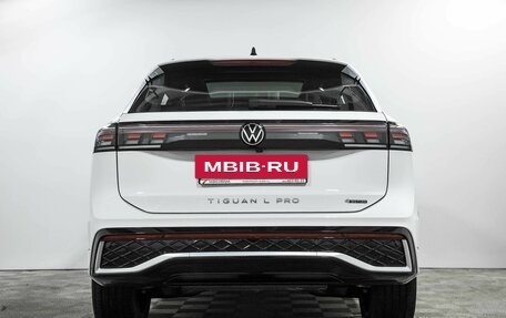 Volkswagen Tiguan II, 2024 год, 6 552 000 рублей, 6 фотография