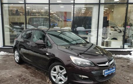 Opel Astra J, 2014 год, 966 000 рублей, 3 фотография