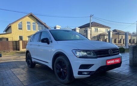 Volkswagen Tiguan II, 2017 год, 1 755 000 рублей, 1 фотография