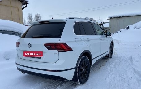 Volkswagen Tiguan II, 2017 год, 1 755 000 рублей, 8 фотография