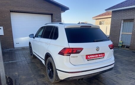 Volkswagen Tiguan II, 2017 год, 1 755 000 рублей, 4 фотография