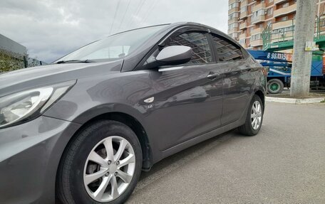 Hyundai Solaris II рестайлинг, 2012 год, 865 000 рублей, 5 фотография