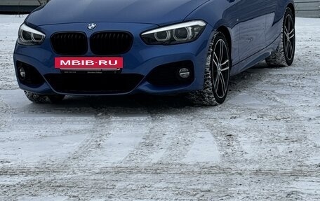 BMW 1 серия, 2018 год, 2 435 000 рублей, 3 фотография