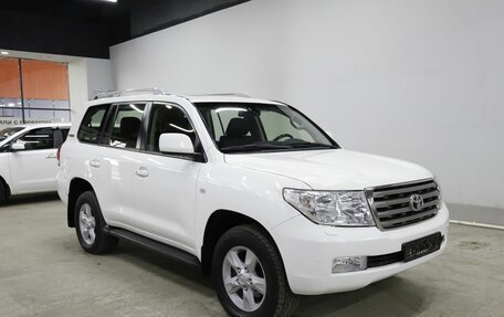 Toyota Land Cruiser 200, 2011 год, 2 999 000 рублей, 3 фотография