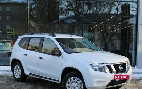 Nissan Terrano III, 2015 год, 1 090 000 рублей, 3 фотография