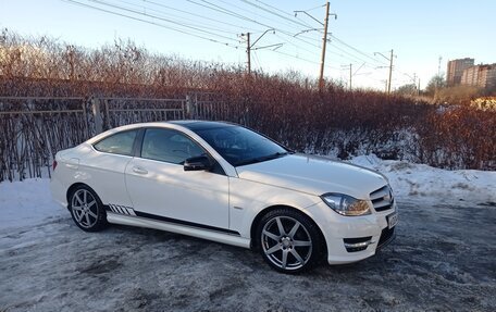 Mercedes-Benz C-Класс, 2011 год, 1 350 000 рублей, 14 фотография