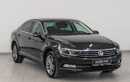 Volkswagen Passat B8 рестайлинг, 2019 год, 2 800 000 рублей, 3 фотография