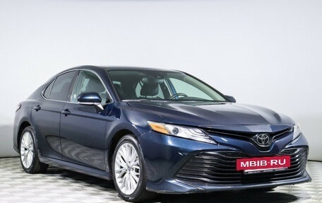 Toyota Camry, 2018 год, 2 650 000 рублей, 3 фотография