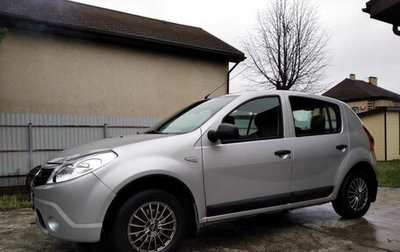 Renault Sandero I, 2012 год, 790 000 рублей, 1 фотография