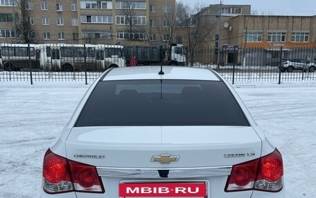 Chevrolet Cruze II, 2011 год, 985 000 рублей, 8 фотография