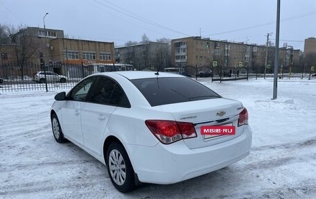 Chevrolet Cruze II, 2011 год, 985 000 рублей, 9 фотография