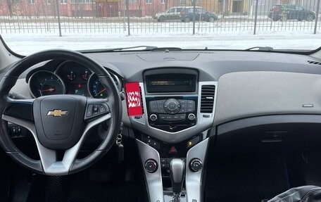 Chevrolet Cruze II, 2011 год, 985 000 рублей, 14 фотография