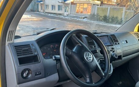 Volkswagen Transporter T5 рестайлинг, 2005 год, 690 000 рублей, 9 фотография