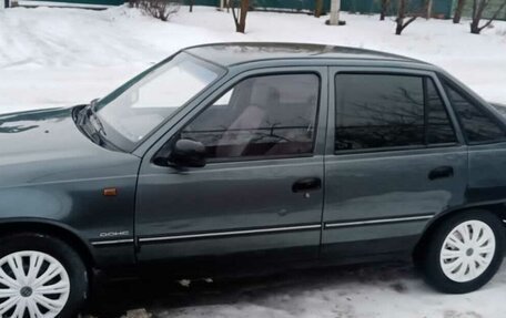 Daewoo Nexia I рестайлинг, 2004 год, 125 000 рублей, 1 фотография