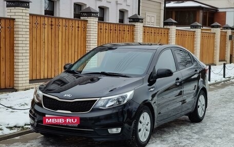 KIA Rio III рестайлинг, 2016 год, 1 140 000 рублей, 2 фотография