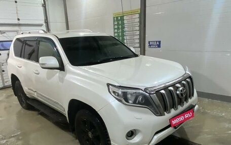 Toyota Land Cruiser Prado 150 рестайлинг 2, 2014 год, 2 750 000 рублей, 17 фотография