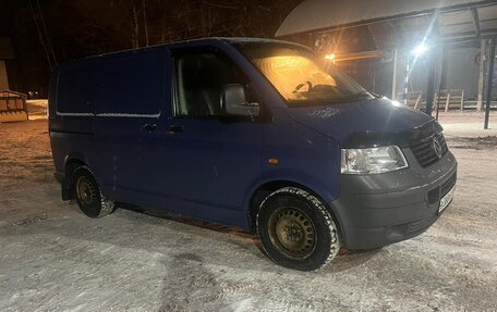 Volkswagen Transporter T5 рестайлинг, 2005 год, 1 050 000 рублей, 11 фотография