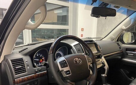 Toyota Land Cruiser 200, 2012 год, 4 170 000 рублей, 7 фотография