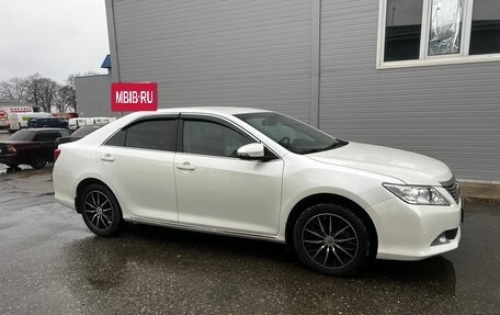 Toyota Camry, 2014 год, 1 870 000 рублей, 2 фотография