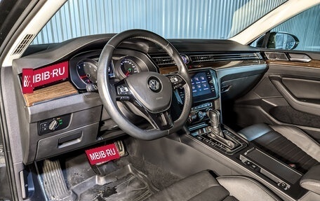 Volkswagen Passat B8 рестайлинг, 2019 год, 2 750 000 рублей, 16 фотография