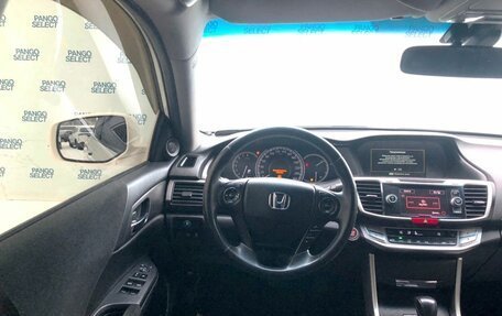 Honda Accord IX рестайлинг, 2013 год, 1 799 000 рублей, 13 фотография